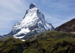5 of the world's top bungee jumps