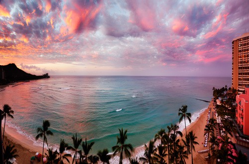 <em>Waikiki Beach, Hawaii</em>