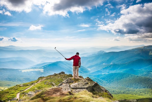 The etiquette of using selfie sticks whilst travelling
