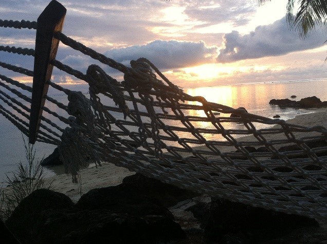 Escape to the Cook Islands - 50 Shades of Blue