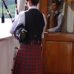 Angus - the piper in Oban