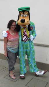 Nicole Edgar at California Adventure Park with Goofy