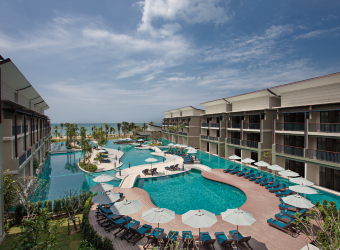 Resort pool image