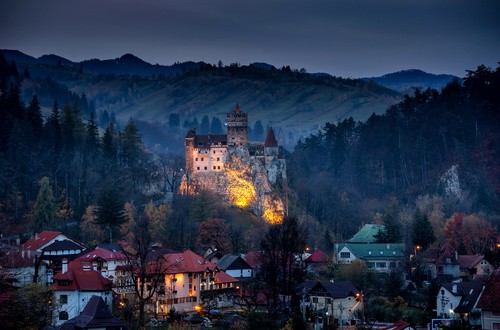  <em>Bran (Dracula) castle in Transylvania, Romania</em>