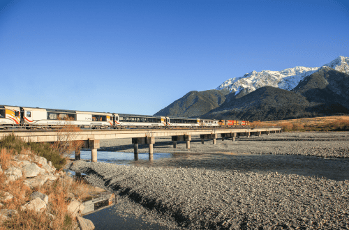 TranzAlpine - Luxury rail journey through the Southern Alps 