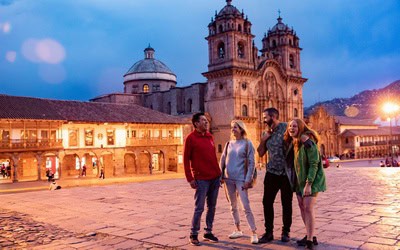 Intrepid-Travel-Peru_Cusco_cathedral-9832_400x250