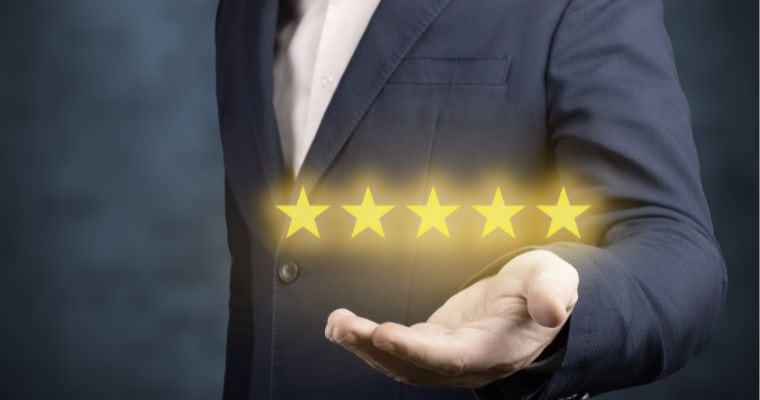 The Power of a Review: How Your Feedback Helps Travel Agents Thrive