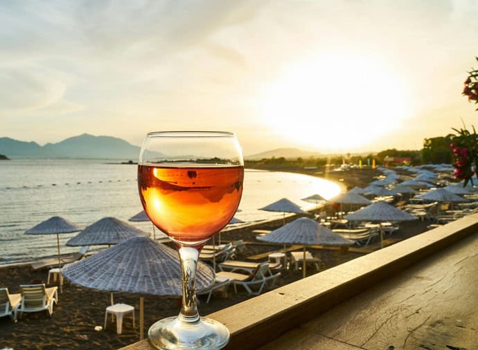 12 JUN Naxos – Sunset Tour with Wine, Cheese & Mythology