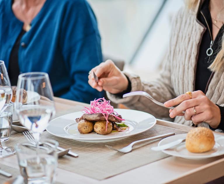 Your cruise includes: