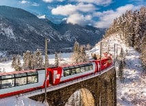 Train travel - panoramic day journeys