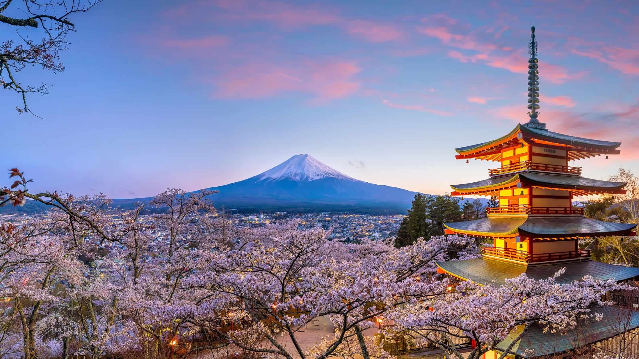 Solo But Safe: the Best Locations if You’re New to Solo Travelling