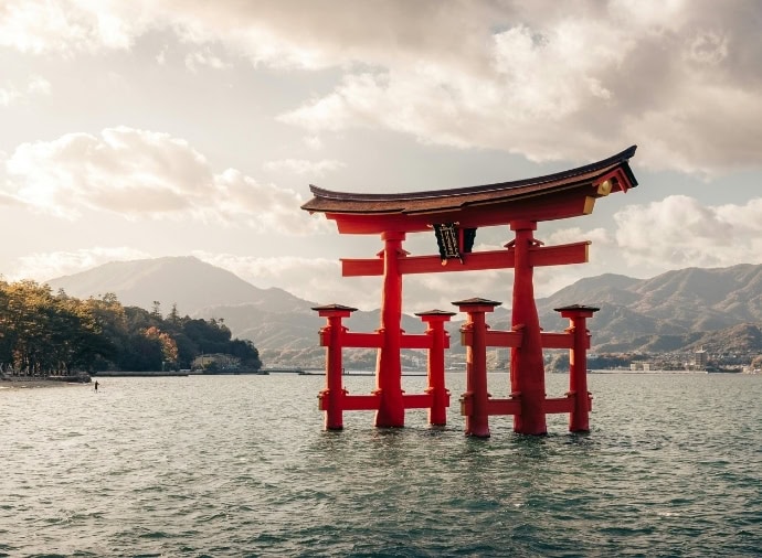 Hiroshima [Travel by BUS] Osaka