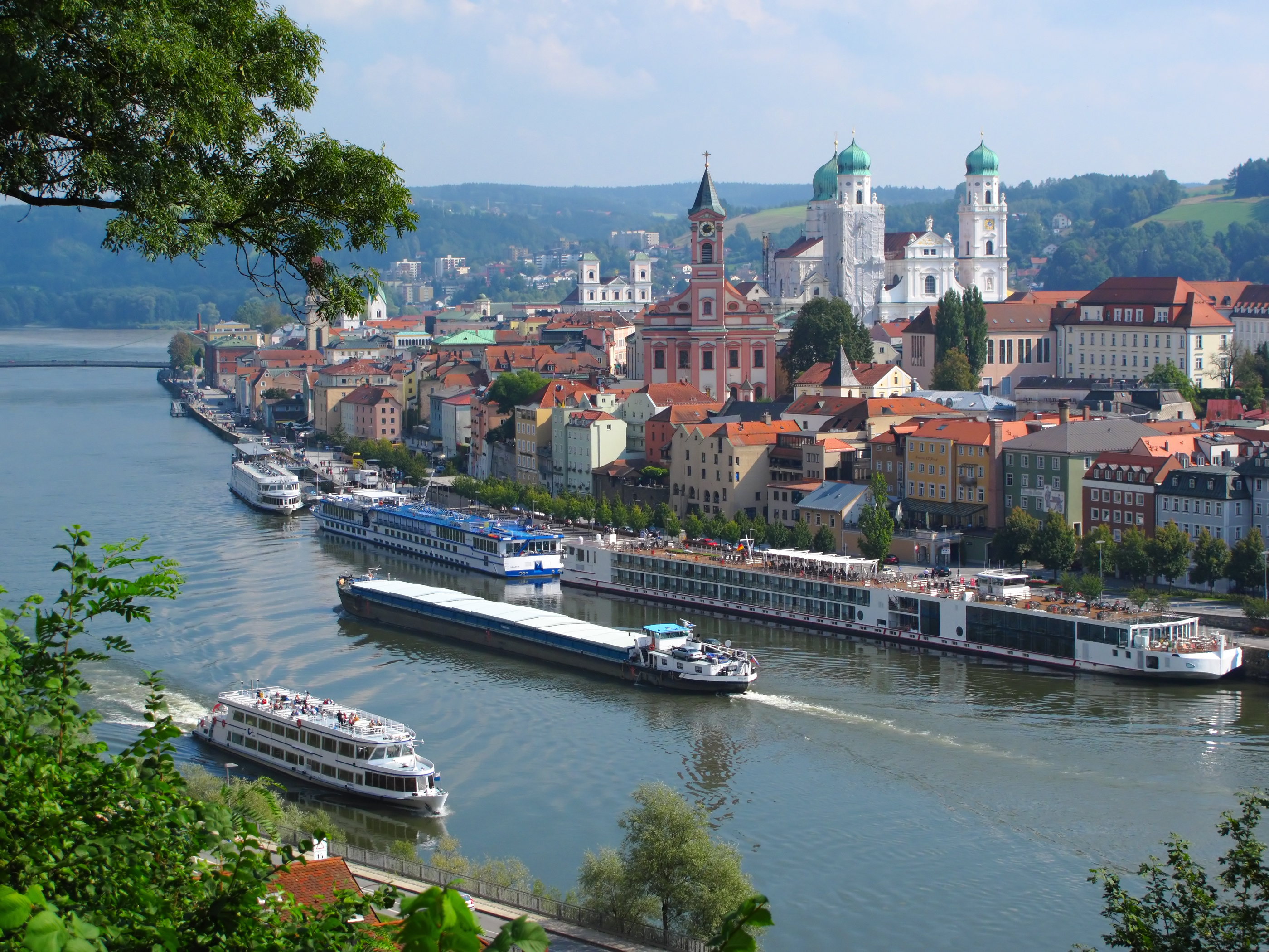 Ocean Cruise or River Cruise, Which One Actually Suits You